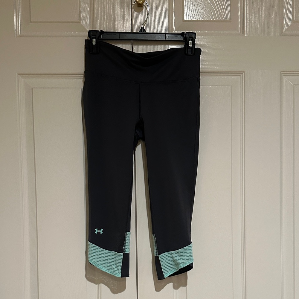 Under Armour Black and Mint Cropped Leggings